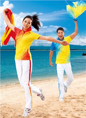 杏耀运动裤女款穿着展示