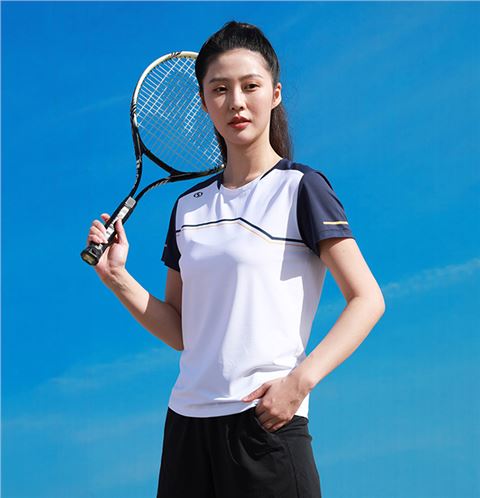 时尚圆领运动T恤