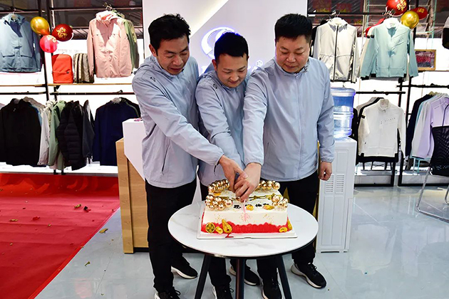 杏耀平台昆明店开业图16