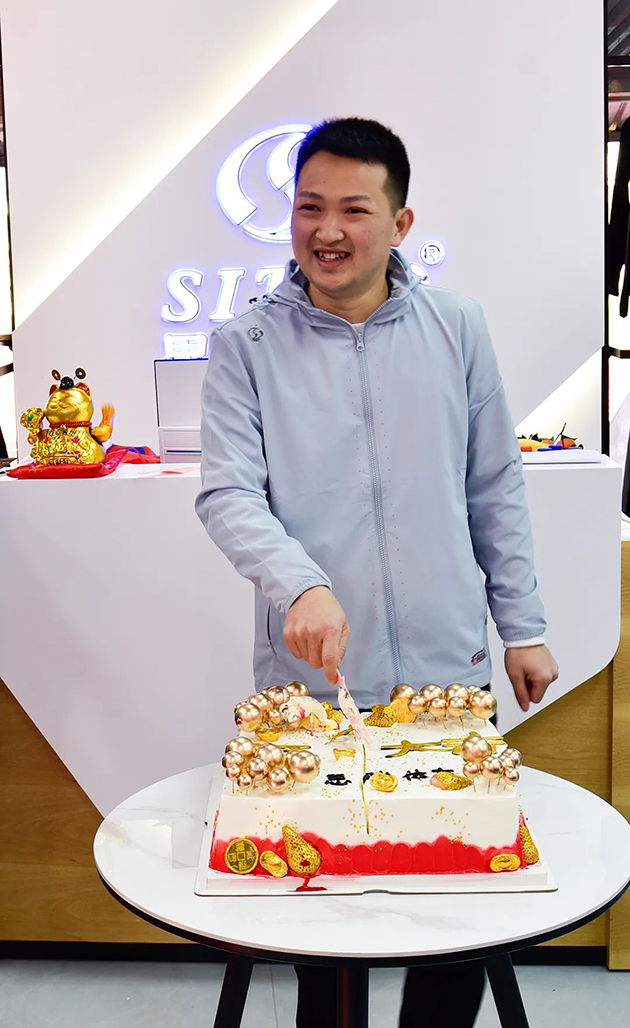 杏耀平台昆明店开业图21