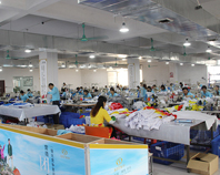 杏耀服装定做生产车间