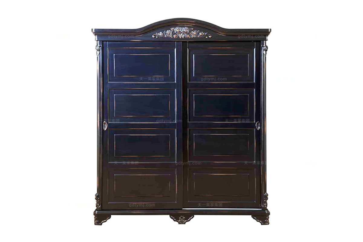 高端样板房星欧注册实木衣柜