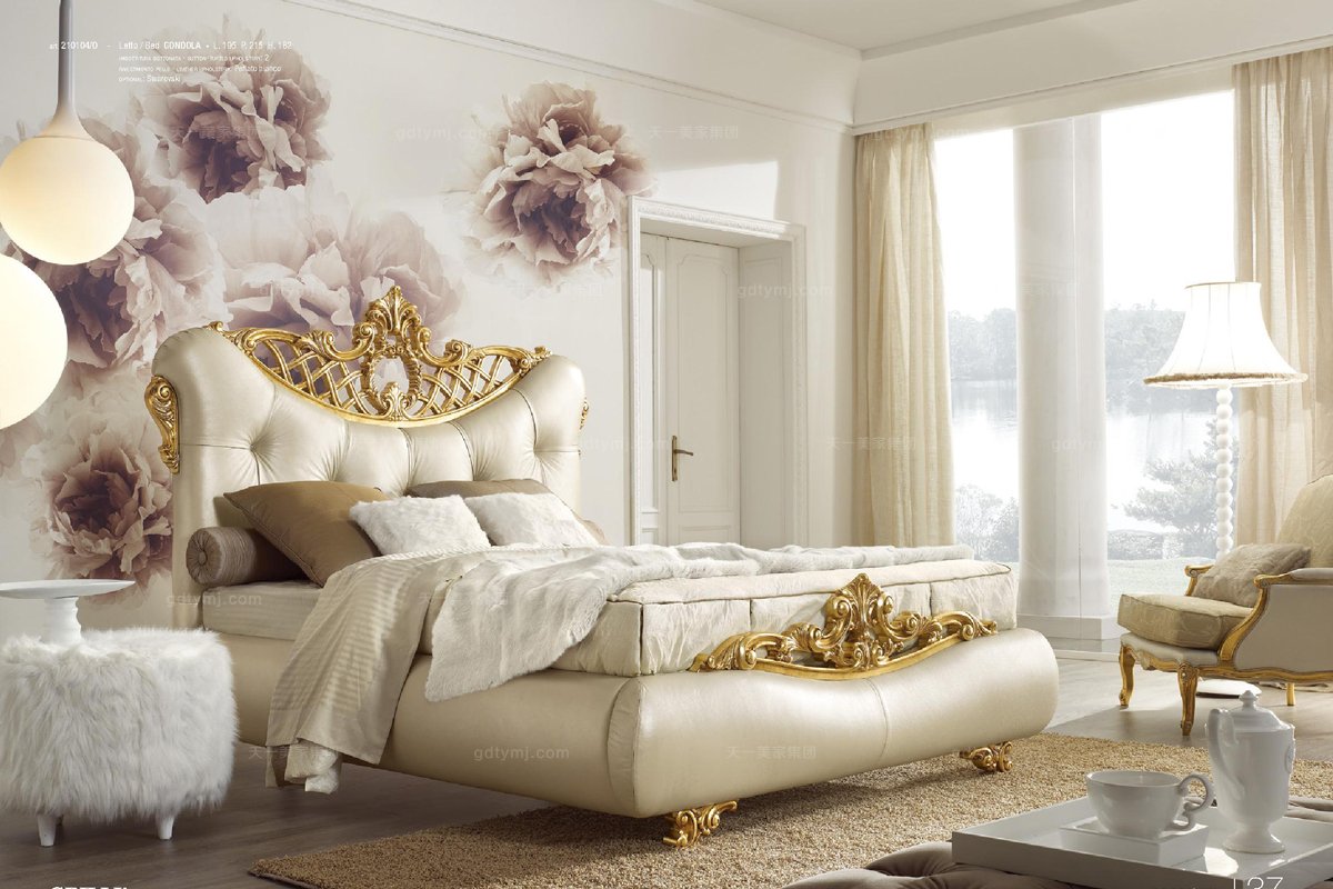 Grilli奢华新古典实木金色雕花卧室皮质系列