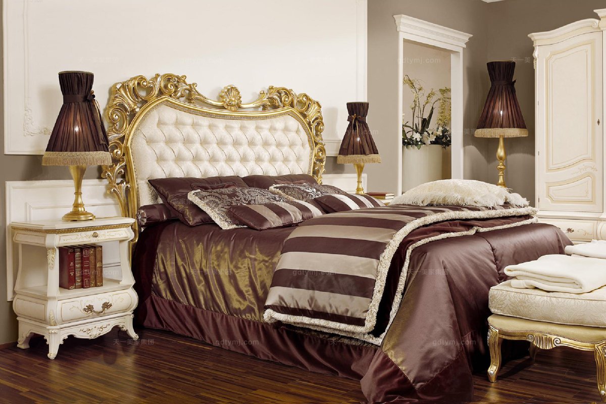 Grilli奢华新古典金色实木雕花卧室系列