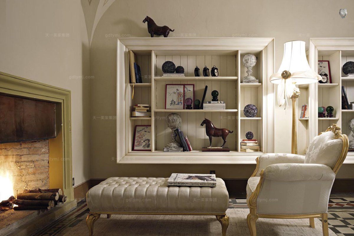  Volpi意大利进口高端时尚法式贴金泊单人沙发