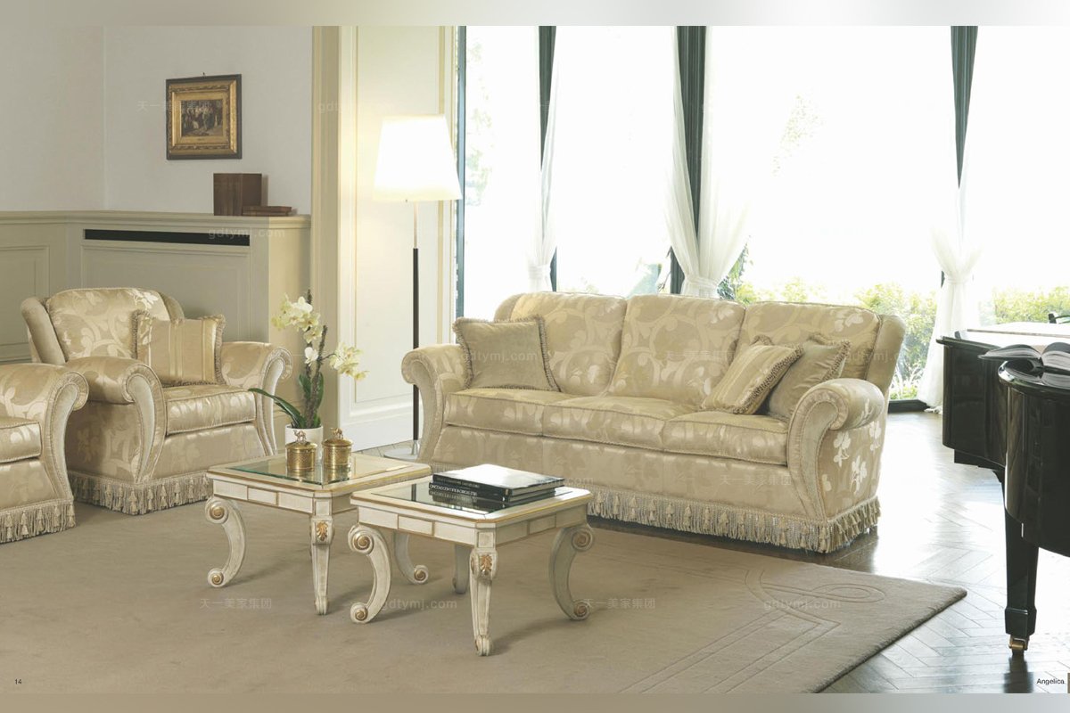 Pigoli 皮沟里金色花型布艺实木雕花客厅沙发系列