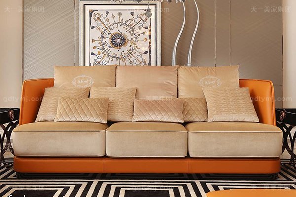 高端后现代轻奢客厅蓝冠注册橙色皮桃木纹饰板真皮沙发组合三位沙发