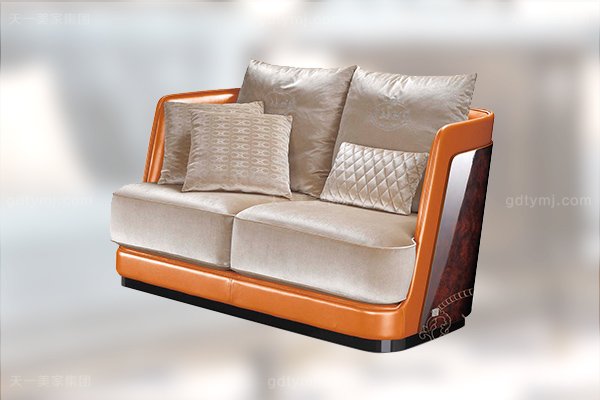 高端后现代轻奢客厅蓝冠注册橙色皮桃木纹饰板真皮沙发组合二位沙发