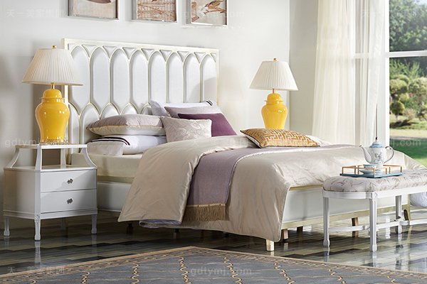 高端简美轻奢大床实木卧室双人床高端真皮珍珠白大床系列床