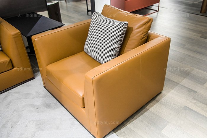 意大利极简元素现代简奢蓝冠注册客厅高档沙发组合单人位双扶手沙发