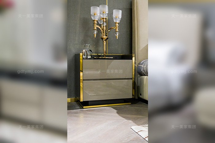 高端轻奢后现代星欧注册风格卧室优质布艺软包床组合床头柜