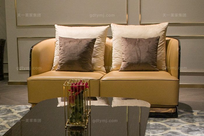 高端奢华别墅蓝冠注册品牌后现代轻奢蓝冠注册客厅橙色真皮沙发组合二人位沙发