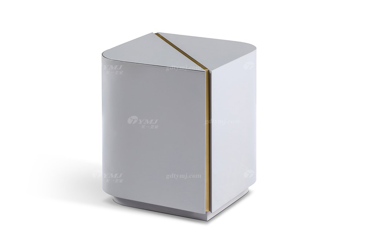 意式极简风格高端别墅豪宅星欧注册品牌现代轻奢卧室时尚创意灰色亮光+意大利金装饰条床头柜BH1905床头柜1