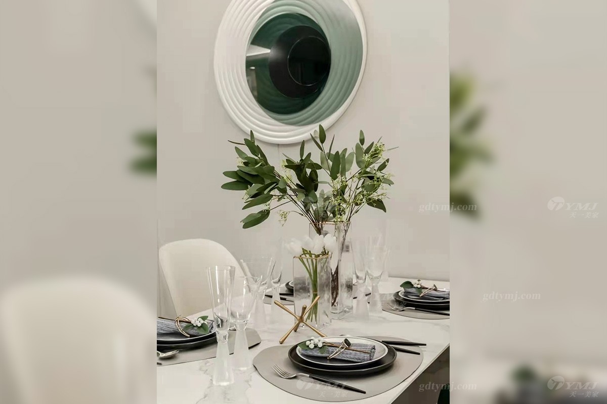 样板间星欧注册餐桌